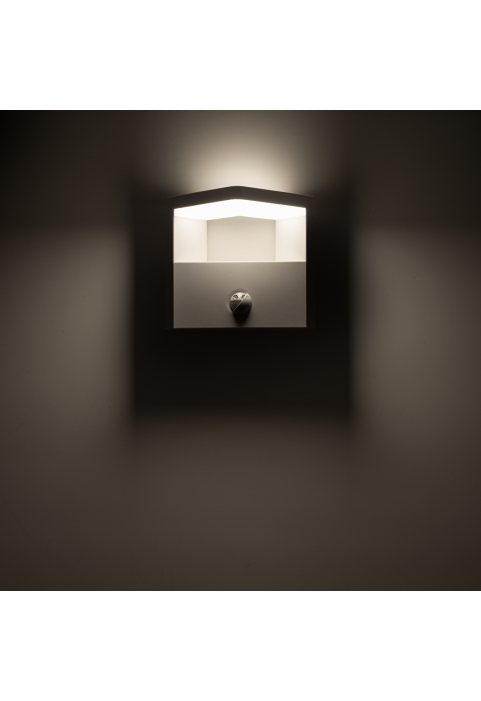 LED лампа с PIR сензор за движение 15W, 4000K, 220-240V AC, IP44
