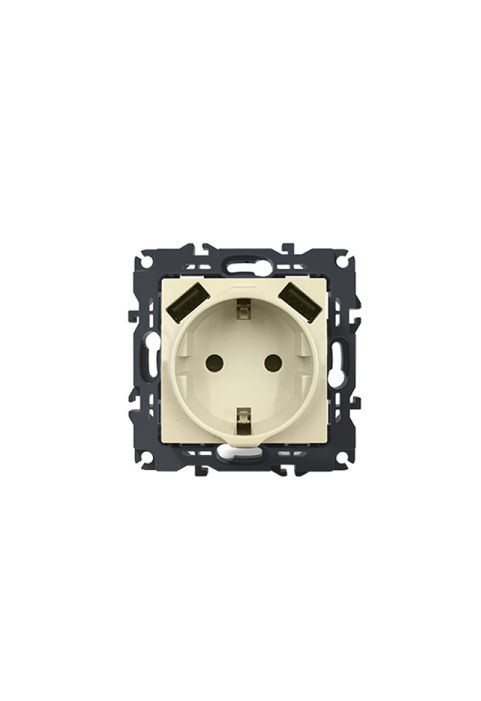 PRIME SCHUKO SOCKET WITH SAFETY SHUTTER 1x2P+E 16A 250VAC & 2 USB 5VDC 3.1A IP20 IVORY