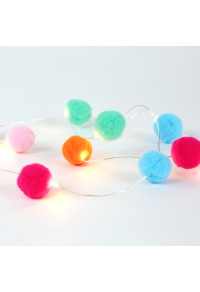 "WOVEN POM POM" 10 LED СТРУННИ СВЕТЛИНИ BATT. (2xAA), СРЕБЪРНА МЕДНА ЖИЦА, WW,IP20, 90+30cm, ПРОЗРАЧЕН КАБЕЛ